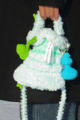 "I'm just a beautiful fake flower basket", hand-woven bag