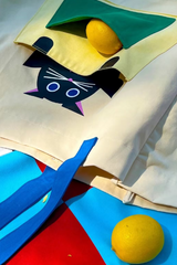 Stroll Series Creamy Cat Tote Bag