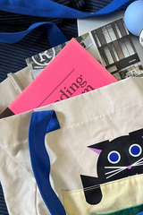 Stroll Series Creamy Cat Tote Bag