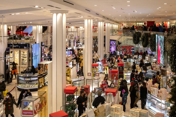 Strained Spending Leads to Increased Credit Delinquencies in US Department Stores